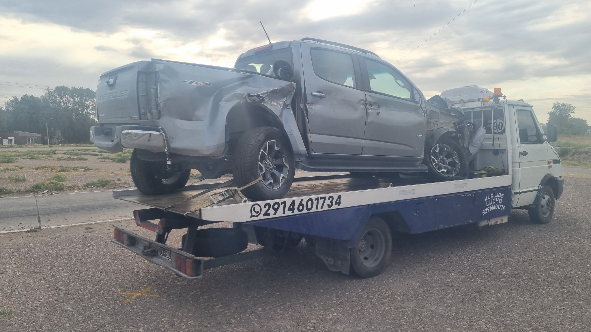 Camioneta trasladada después de un siniestro